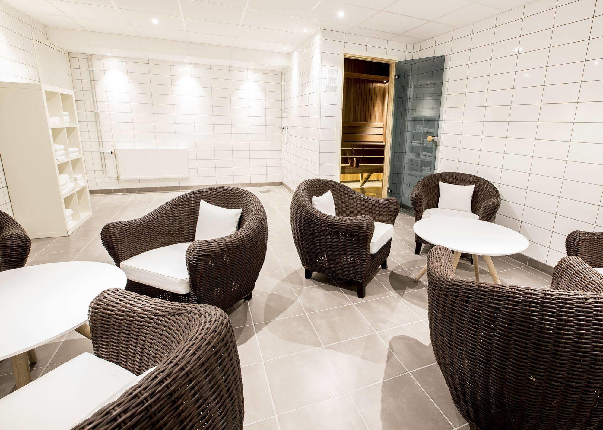 Simloc Hotel Drottninggatan Arjeplog Esterno foto