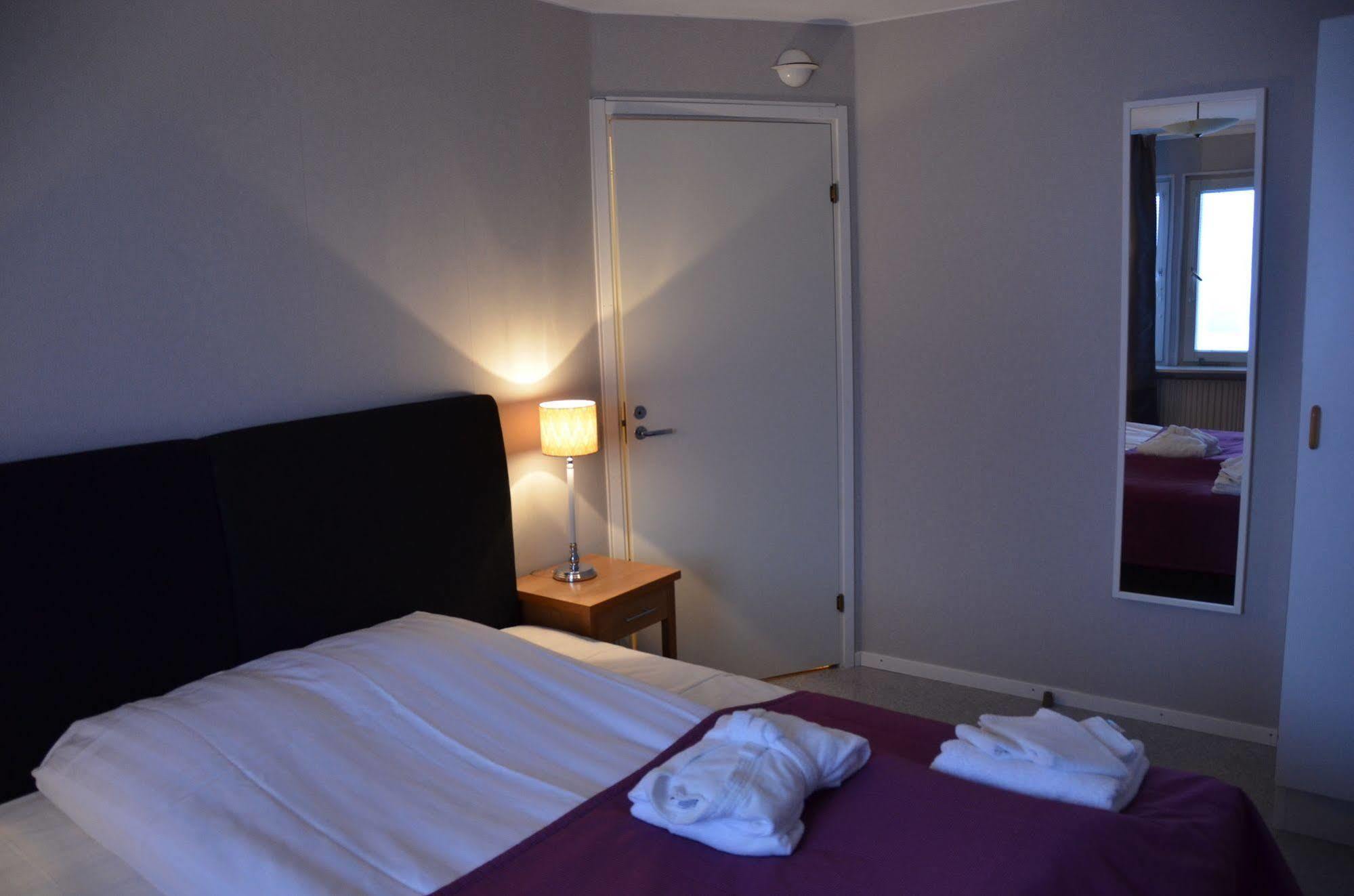 Simloc Hotel Drottninggatan Arjeplog Esterno foto